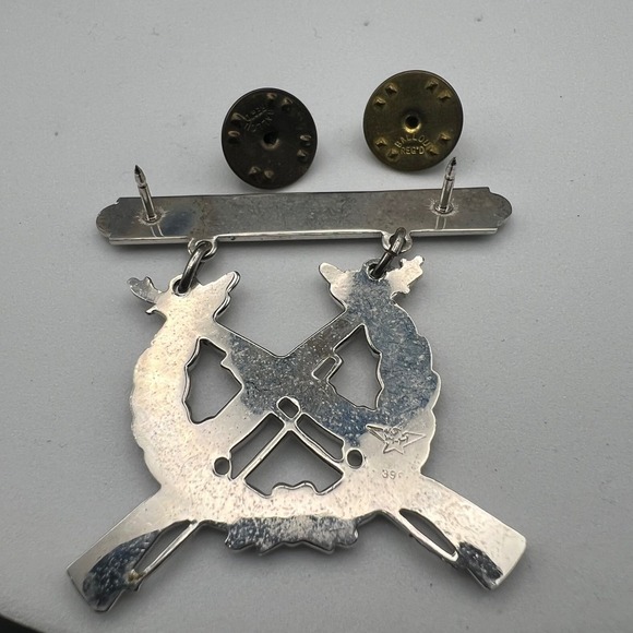 Vintage US Military Rifle Expert Qualification Badge Pin Army Marine Marksman - Picture 2 of 9